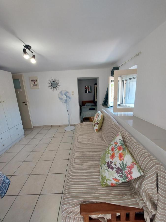 Artemis Ermoupoli Centre Appartement Pour Petit Budget Backpackers 外观 照片